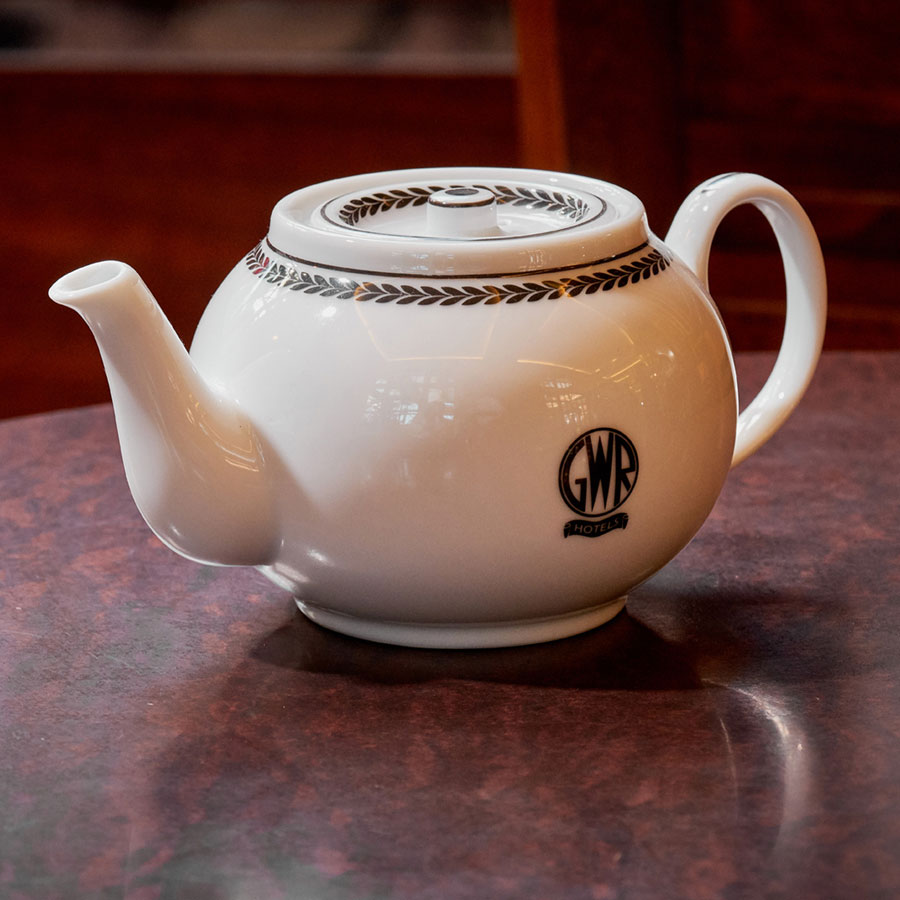 teapot-centenary-loungecentenary-lounge